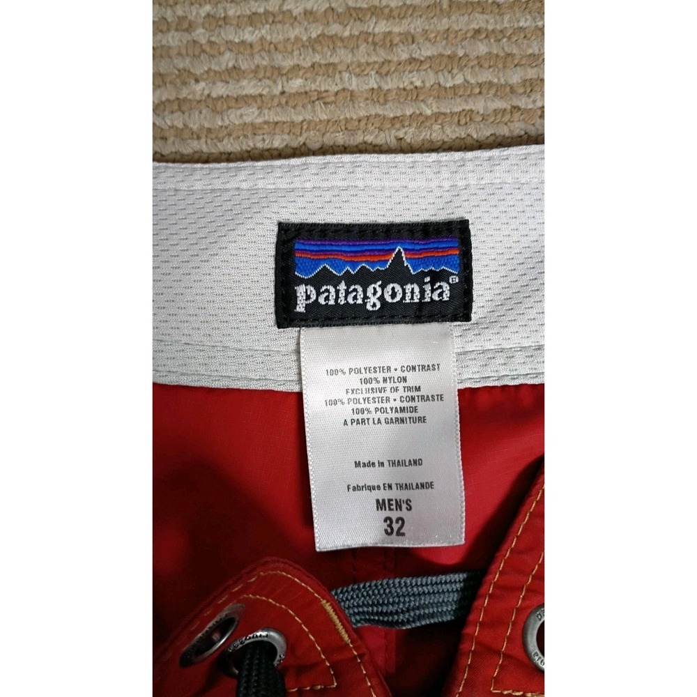 Patagonia Wavefarer Board Shorts Men Sz 32 Red Nylon Swim Trunks Side Zip Pocket - Picture 9 of 9
